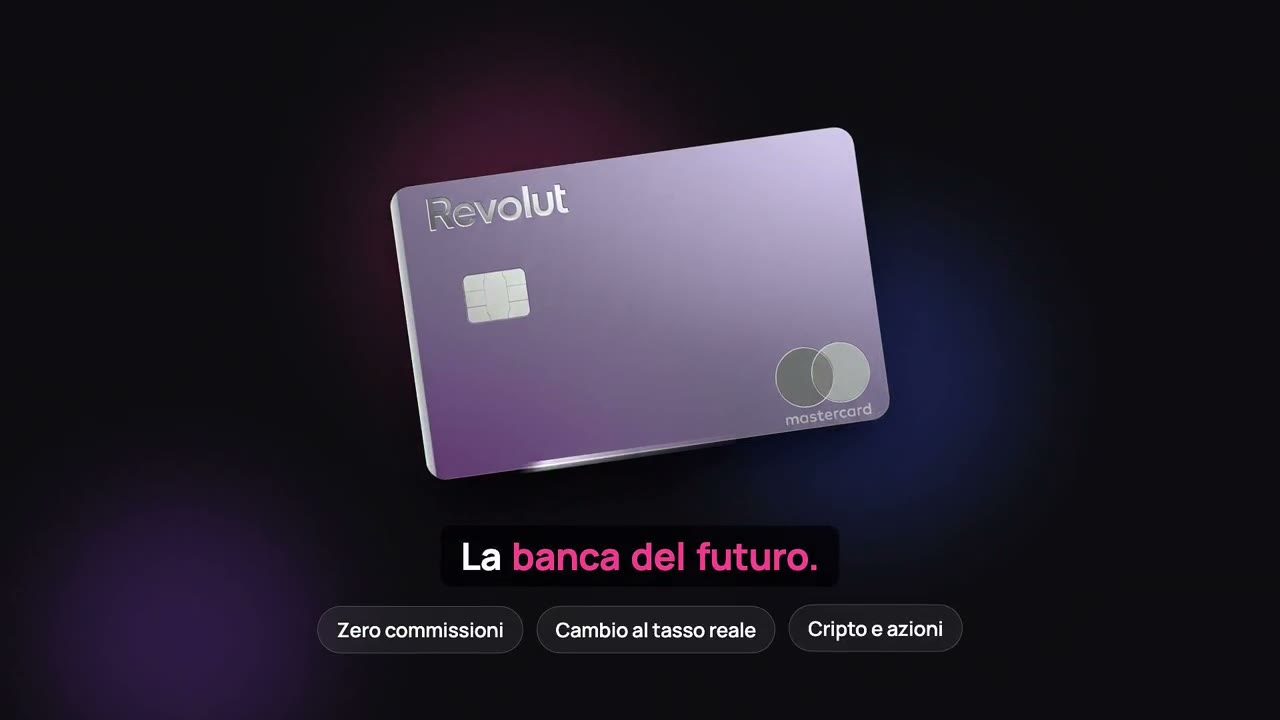 Copertina: carta Revolut lilla con la scritta La banca del futuro
